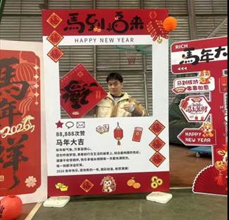 2f7620c2fa1f148a1bb2843757bf563